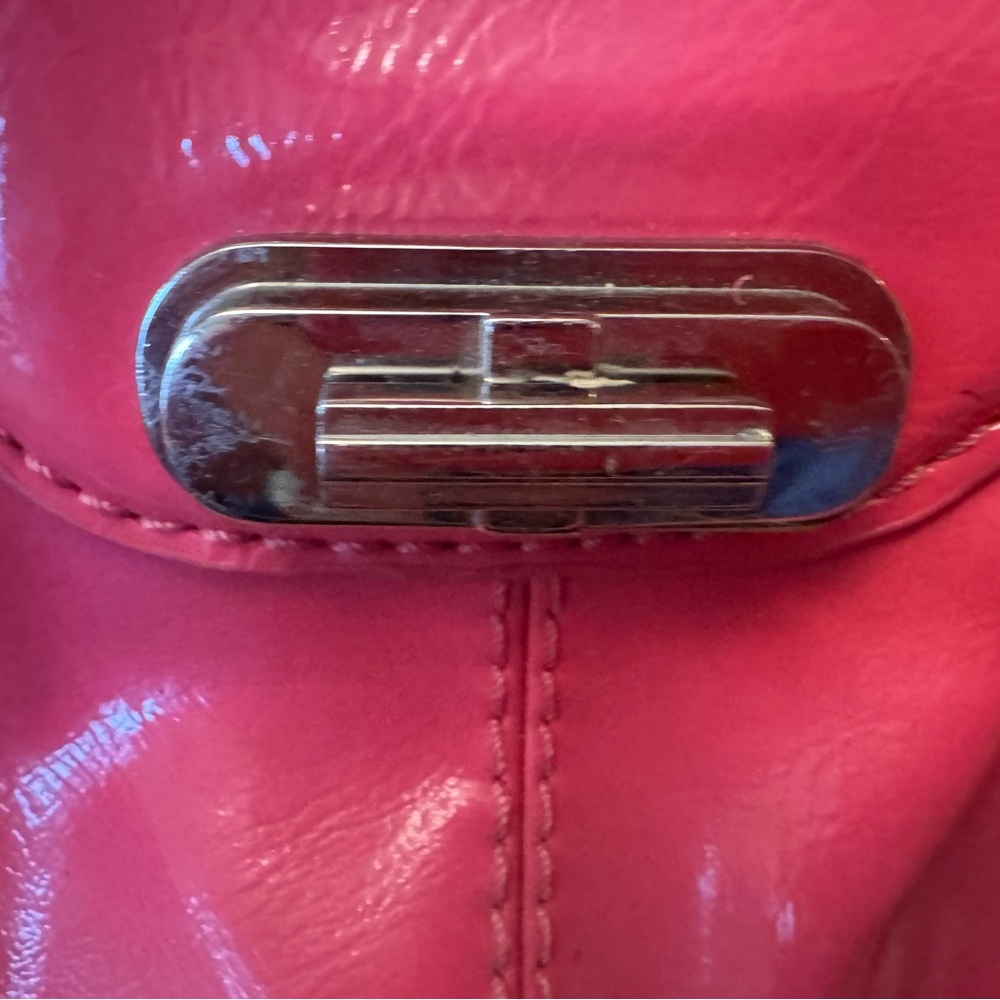 Preloved Franco Sarto purse in Hot Pink. - Picture 4 of 9
